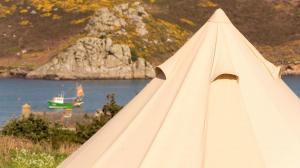 Bell Tent overlooking Tresco Channel on Bryher Campsite